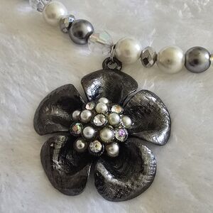 Vintage Pearl Crystal Beaded Necklace Black Flower Pendant Adjustable Choker